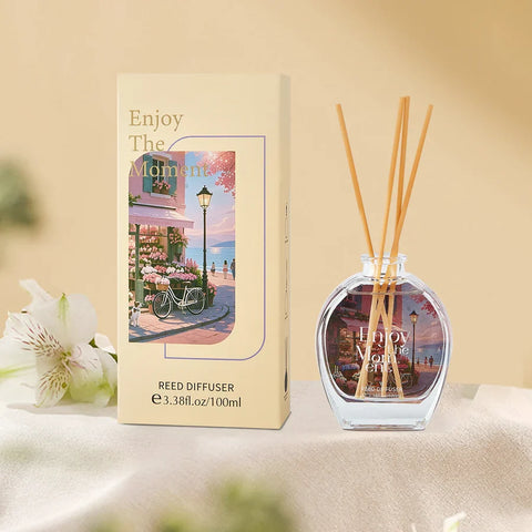 LYRZIX ENJOY THE MOMENT Blackcurrant Birch Reed Diffuser 100ml front bottle for home fragrance styling